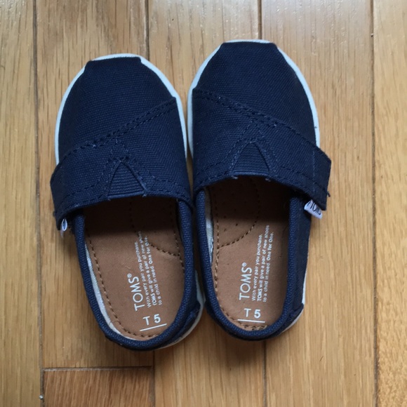 Toms, Boys Alpargata Canvas, Navy, size 5T - Picture 2 of 2